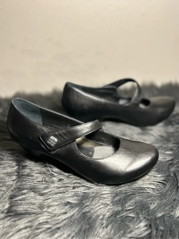 Dansko Betty Black Leather Mary Jane Pumps Women's Heels Size EU 40 - Image 4