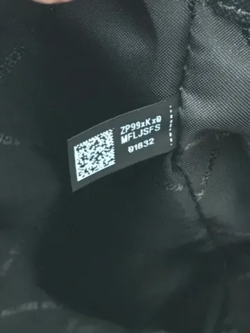 Michael Kors Purse - Image 11