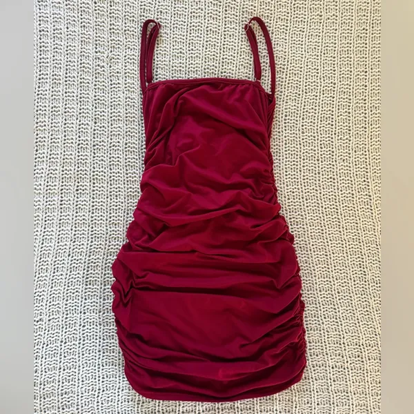 Elegant Burgundy Bodycon Spaghetti Ruched Mini Dress Party Sexy Going Out Small - Image 2