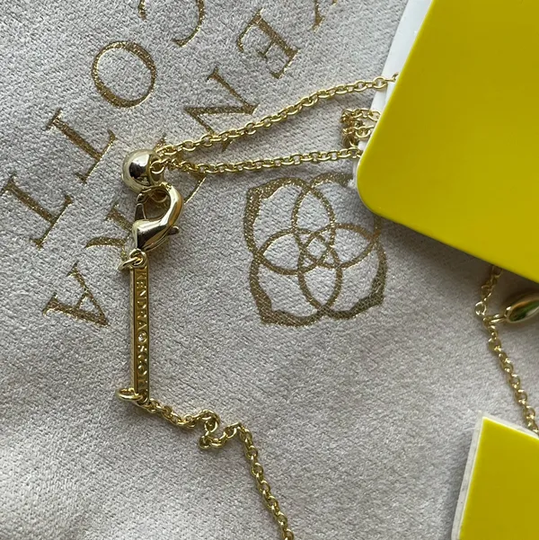 Kendra Scott Gold Necklace - Image 4