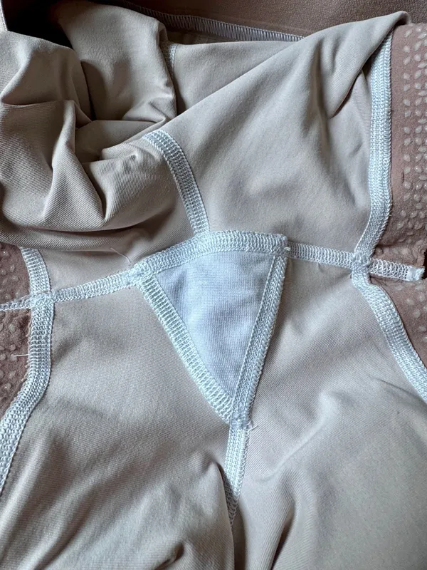 Lululemon Morning Match Short 3.5" Size 8 (RARE ITEM ESP IN THIS COLOR) - Image 9