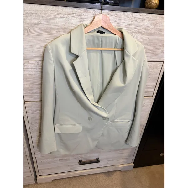 Express Women Sage Green Double Breasted Blazer Tailored Jacket Size Medium - Image 2