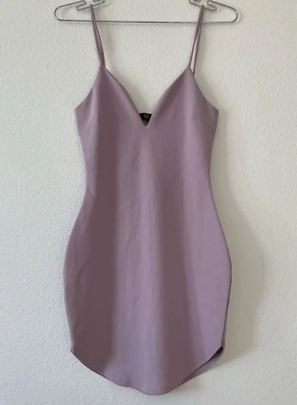 Missguided Lilac Strappy Plunge Bodycon Dress - Image 3