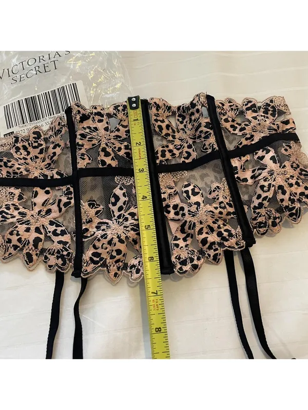 NWT Victoria’s Secret Lace Waist clincher Garter Hooks Xs/S Animal Print Floral - Image 5