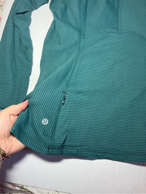 Lululemon Kanto Catch Me Long Sleeve Top Like New - Image 5