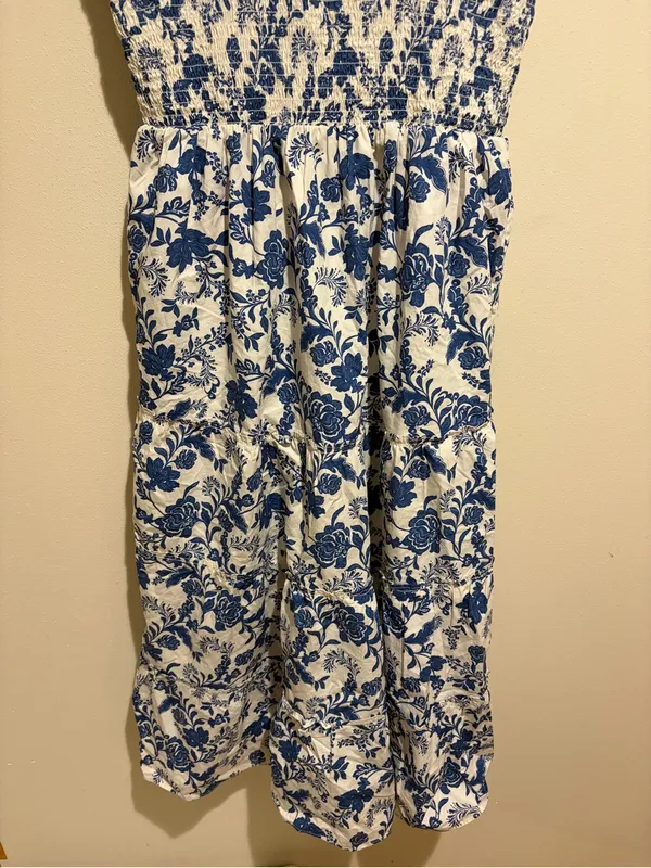 Quince Riviera Blue Heirloom Floral Cotton Poplin Smocked Tiered Midi Dress L - Image 9