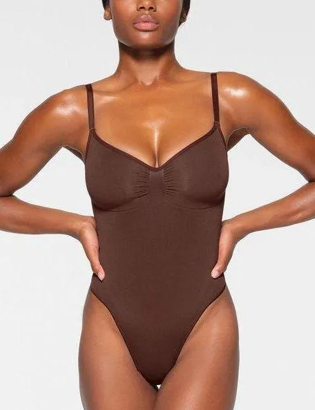 SKIMS NEW! Sculpting Thong Bodysuit - Image 6