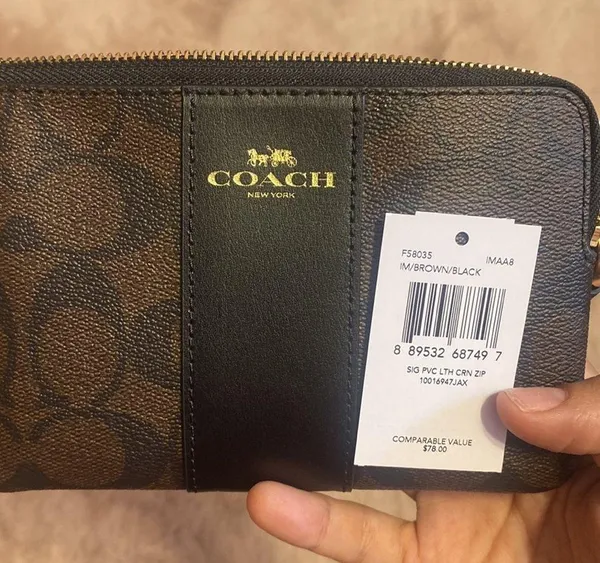 Brand new coach wristlet in black and brown - Image 4