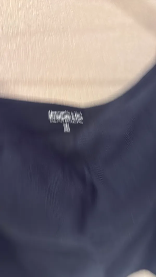 Abercrombie Bra- free collection off shoulder long sleeve - Image 3