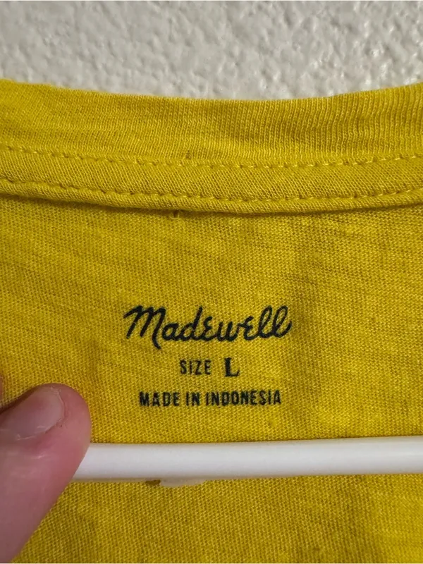 Madewell Yellow V-Neck Pocket Tank - Image 2