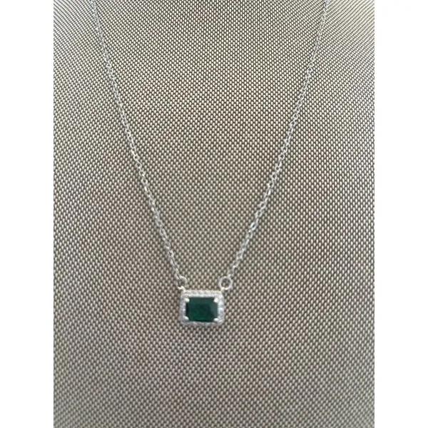 Square Zircon Women's Necklace Green Crystal Pendant - Image 3