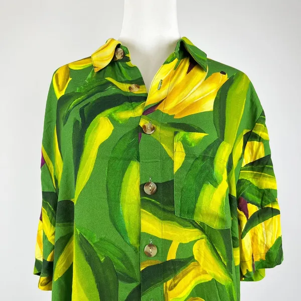 NWOT Farm Rio Unisex Green Banana Aquarela Shirt Size S - Image 3