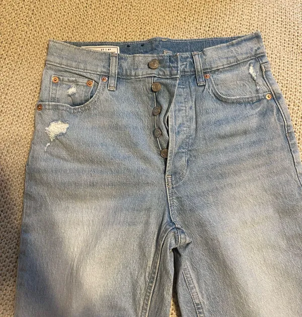 Gap Jeans - Image 2