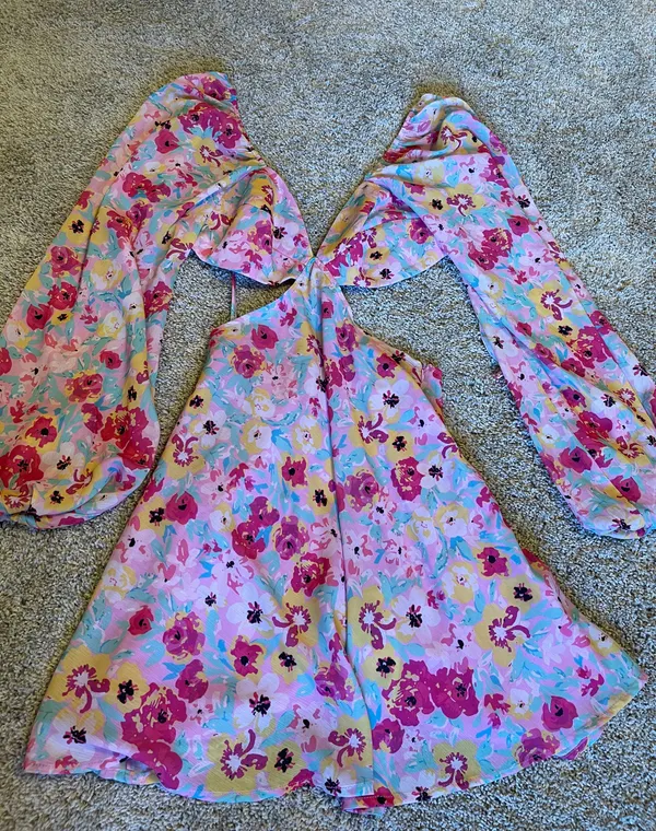 Showpo Dress - Image 3