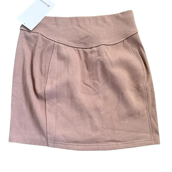 Lululemon Scuba High-Rise Mini Skirt in Taupetastic Size medium - Image 5