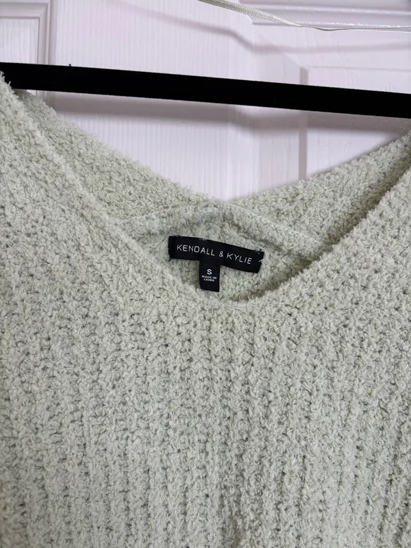 Kendall + Kylie Mint Green Knit Soft V Neck Cropped Sweater - Image 3