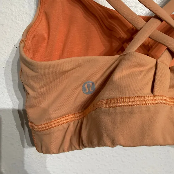 Lululemon Orange Energy Sports Bra Sz 6 - Image 8