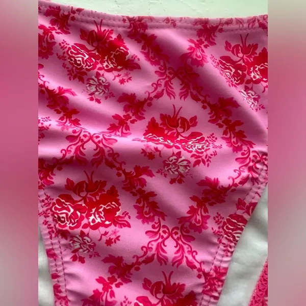 SheIn Vibrant Pink and Red Bikini with Triangle Top and High-Cut Design - Image 3