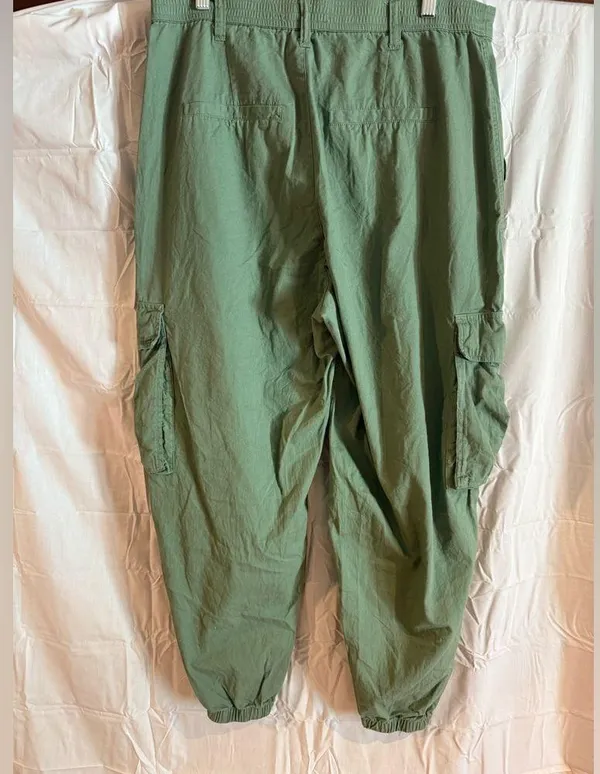 Abercrombie & Fitch Green Wide Leg Pants Relaxed Fit - Image 3