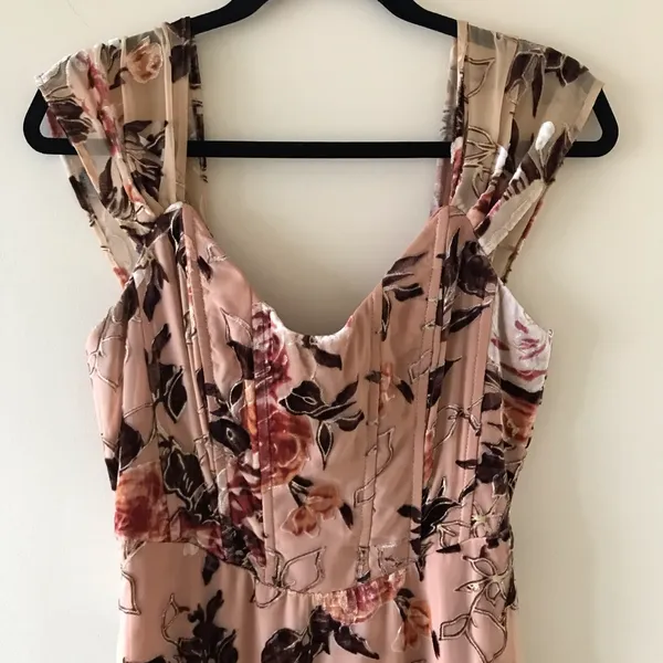 Composed Beauty Blush Pink Burnout Velvet Floral Midi Dress, NWT - Image 6