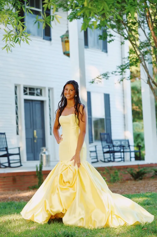 Sherri Hill Prom dress size 00 yellow rose strapless dress - Image 5