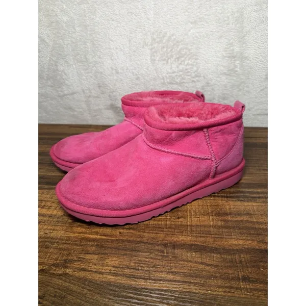 UGG Australia Classic Ultra Mini Shearling Ankle Boots Women’s Size 6 - Image 6