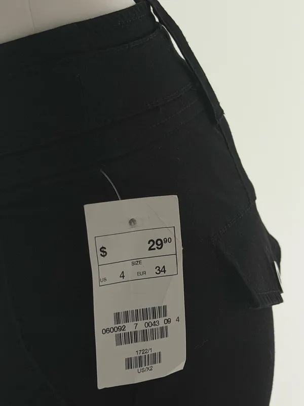 H&M Black Cropped Dress Pants - Image 7