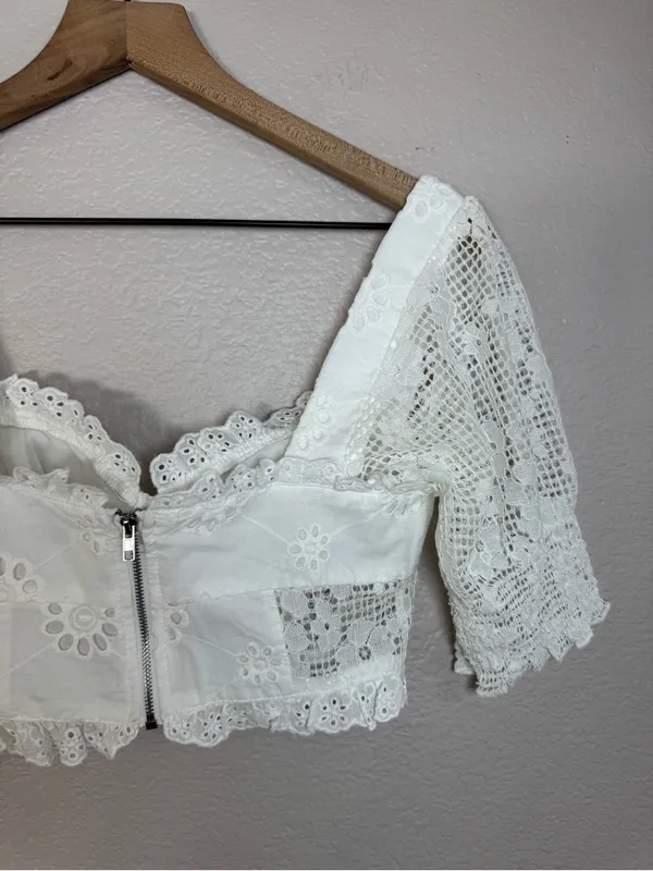 More To Come Kallie Crop Top Eyelet Lace Embroidered White XS $68 Revolve - Image 11