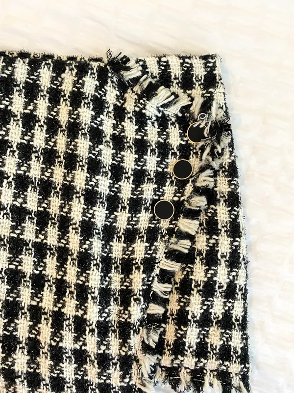 J.O.A. Beautiful Tweed Asymmetrical Skirt!! - Image 3