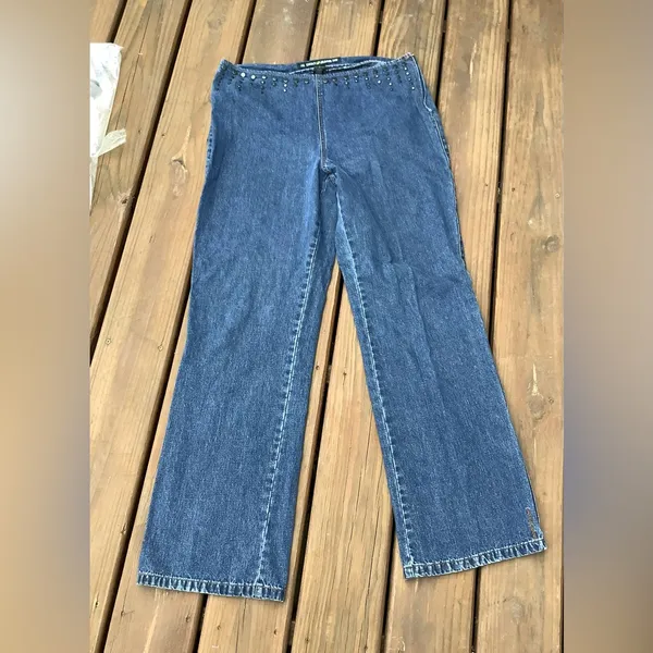 Ladies DKNY high rise jeans 🌷 - Image 2
