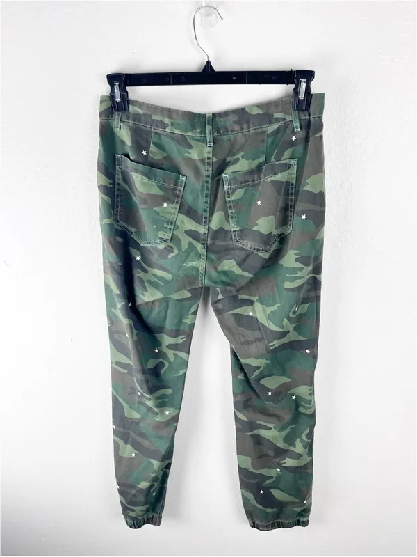 SUNDRY No. 95 Green Camo Stars Joggers Size 27 Casual Glamping Boho Hunting - Image 2