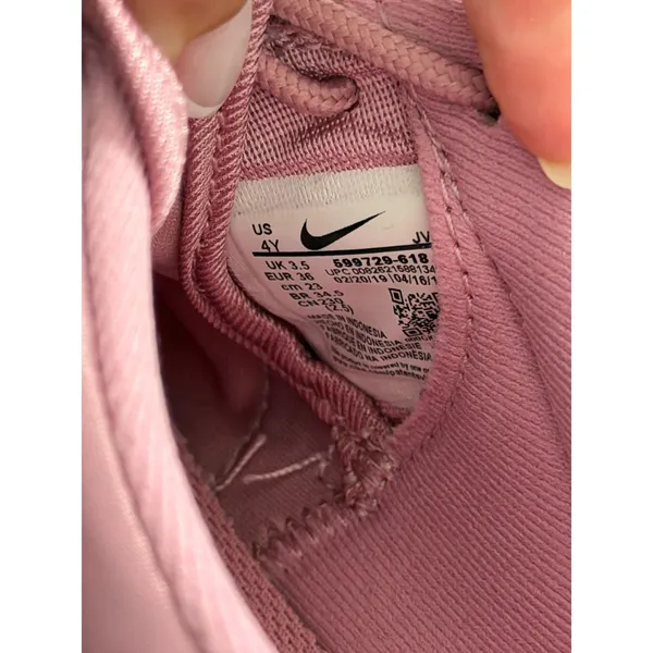 Nike Roshe One GS Satin Elemental Athletic Pink Sneakers 4Y Fits Women 5.5 - Image 5