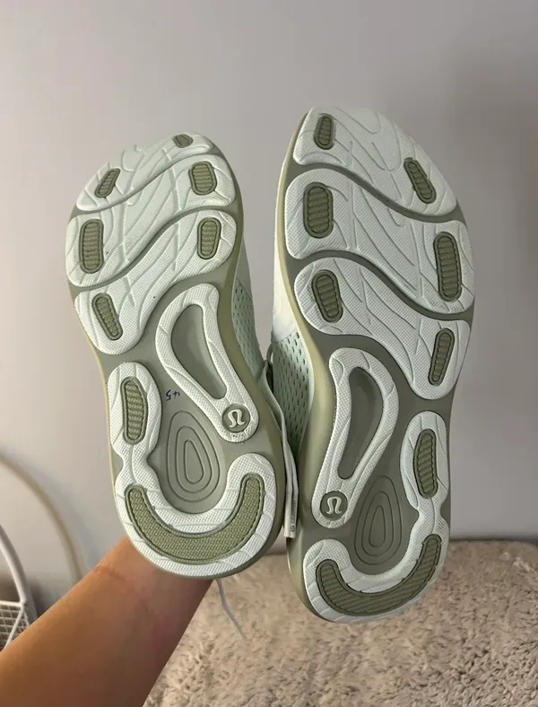 Lululemon Chargefeel Low women's workout shoes - Image 7