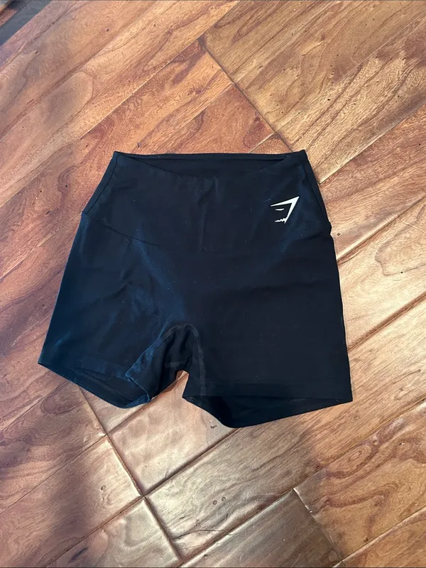 Gymshark Black Mini Biker Shorts Size Small - Image 2