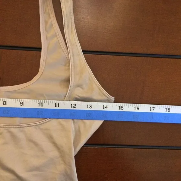 Spanx shapewear 2 pieces nude-colored camisole and matching mid-thigh shaper sho - Image 5