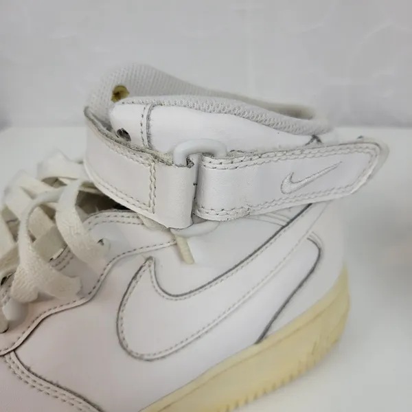Nike Air Force 1 82' Women's Sneakers 7.5 White Mid Top Lace Up Athletic Shoes - Image 4