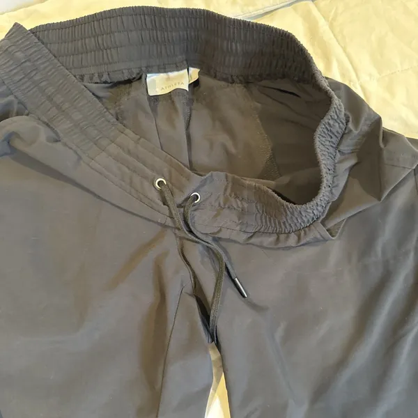 Athleta Black Drawstring Elastic Waist Pants With Pockets Size 8 - Image 6
