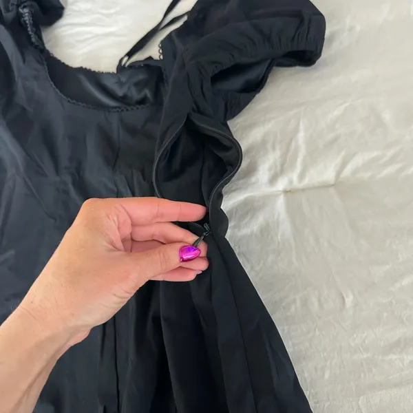 Black puff sleeve mini dress Size M - Image 5