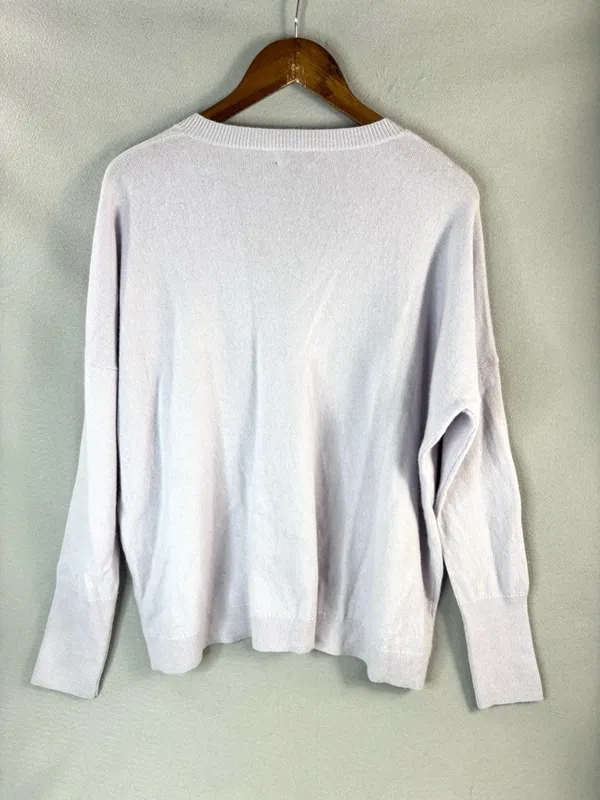 J. Crew L Lux Preppy Cashmere Pale Lavender V-Neck Lightweight Sweater - Image 5