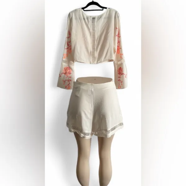 H&M Cream and Pink Floral Skirt Set - Image 2