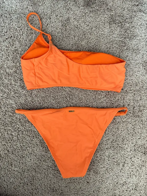 Hollister Orange Bikini Set One-Shoulder - Image 2
