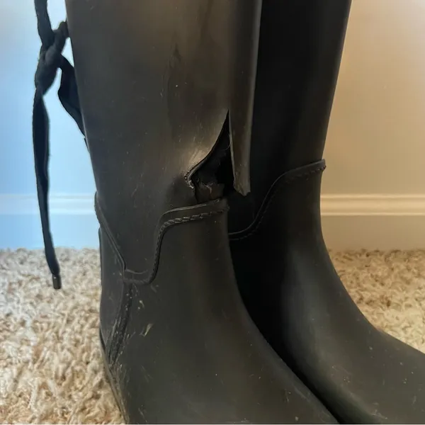 Coach Black Women's Knee-High Rain Boots size 8 flawed - Image 4