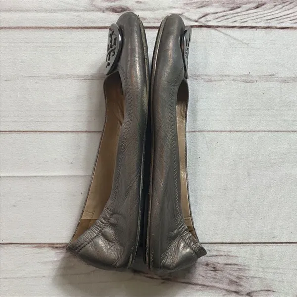 Tory Burch Minnie Travel Ballet Flats In Gunmetal - Image 11