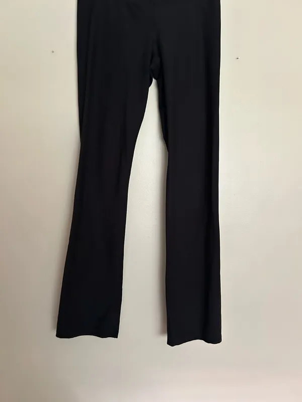 Nike training pants (M)  - Image 2