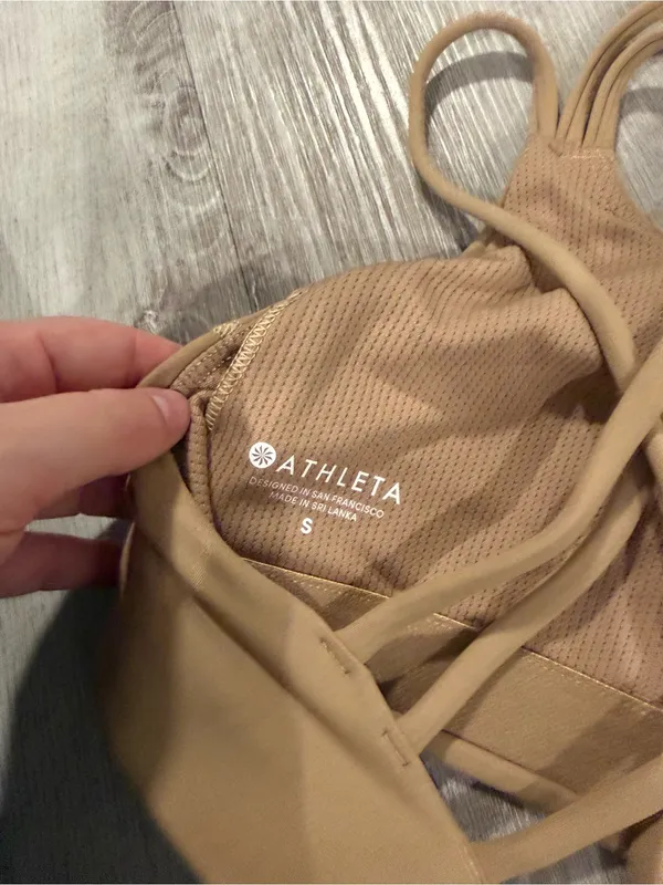 Athleta Solace Keyhole Sports Bra in Tan Size S - Image 5
