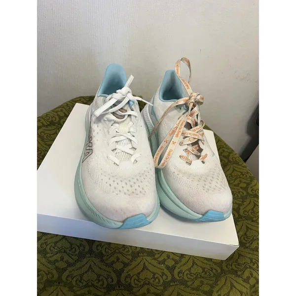 Hoka Mach 6 Women's Running Shoes White Aqua Teal Size 8.5 - Image 2