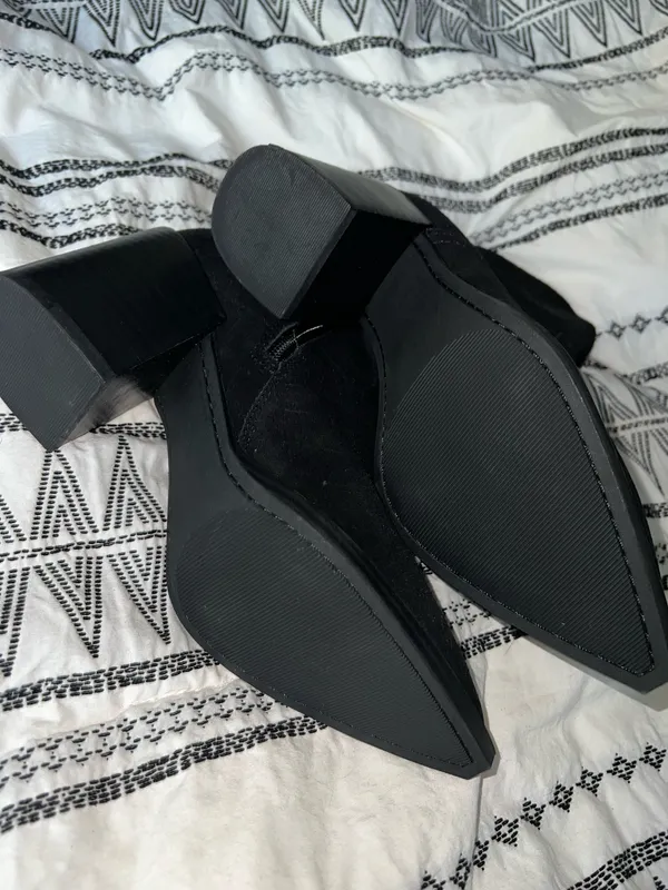 Steve Madden Black Heeled Boots - Image 5