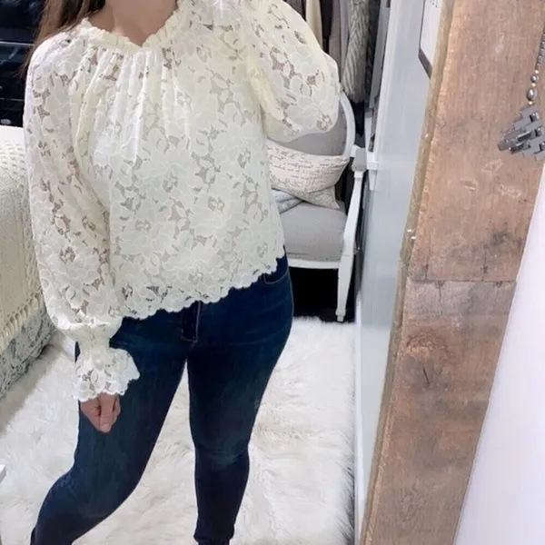 Blu pepper white boho lace top size medium - Image 2