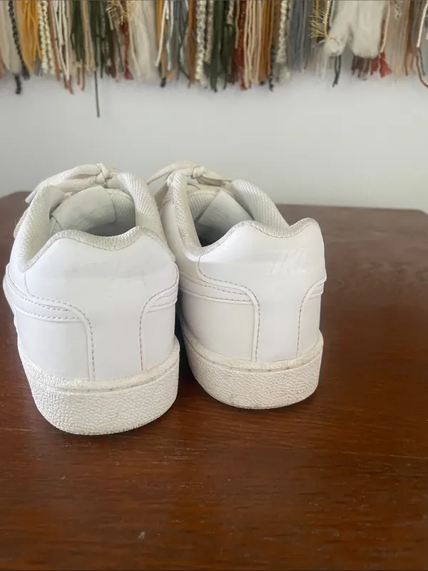Classic White Women's Casual Nike Sneakers size 6.5 - Image 4
