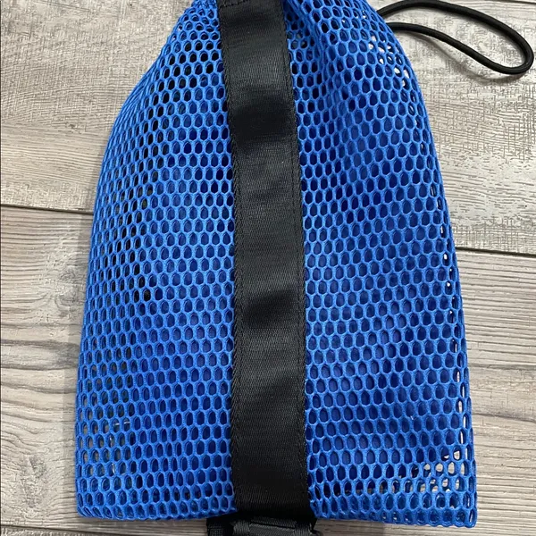 Free People Blue Mesh Sling Bag - Image 4